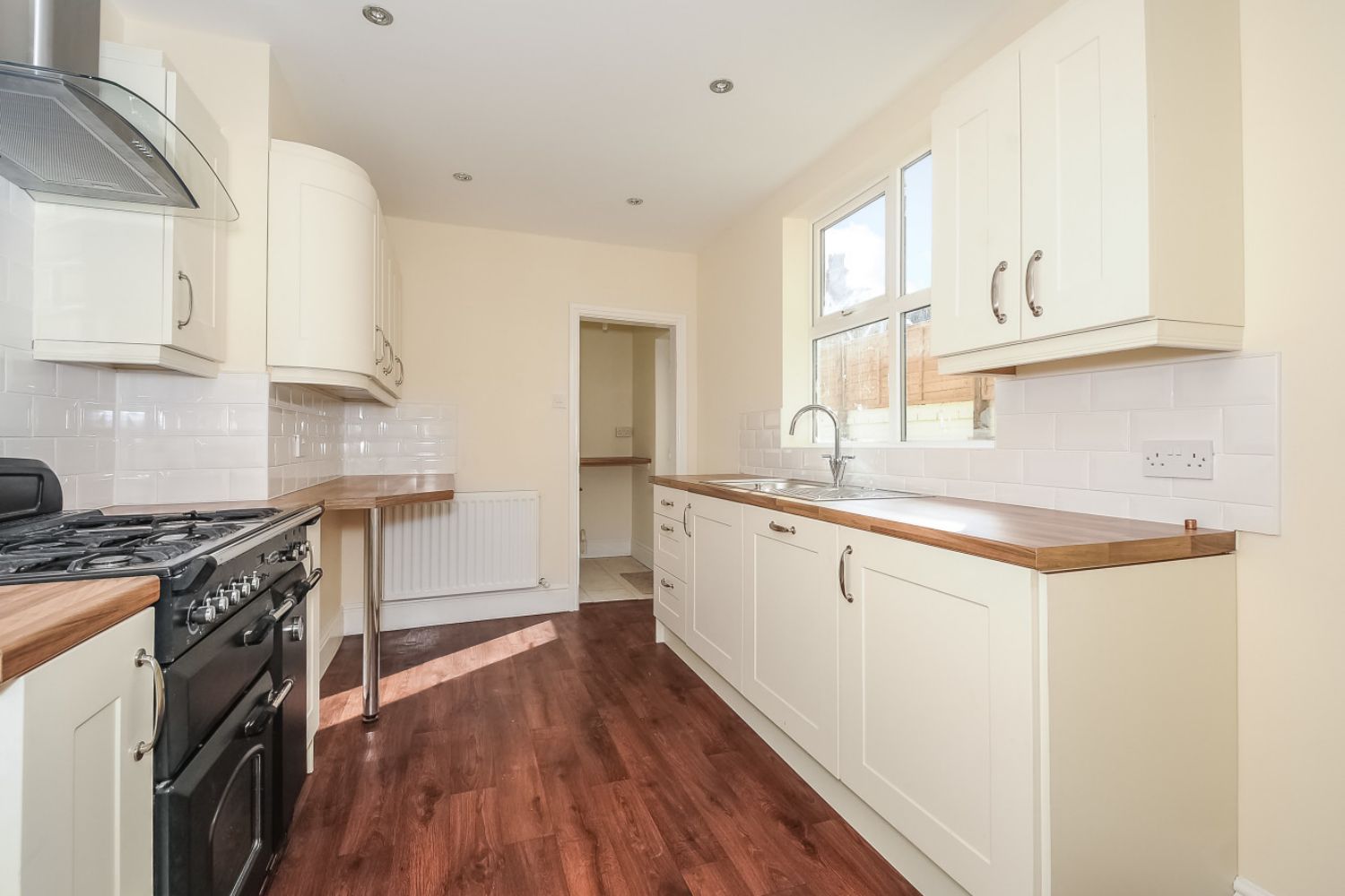 272 London Road South, Lowestoft Shreeve Property